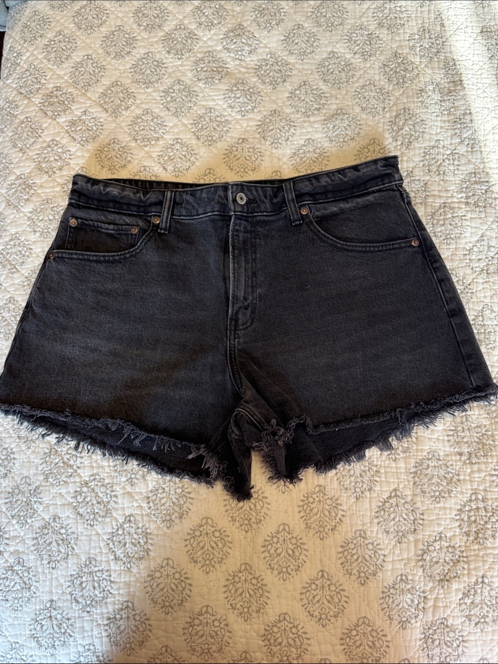 Abercrombie & Fitch Black Frayed-Hem Denim Shorts